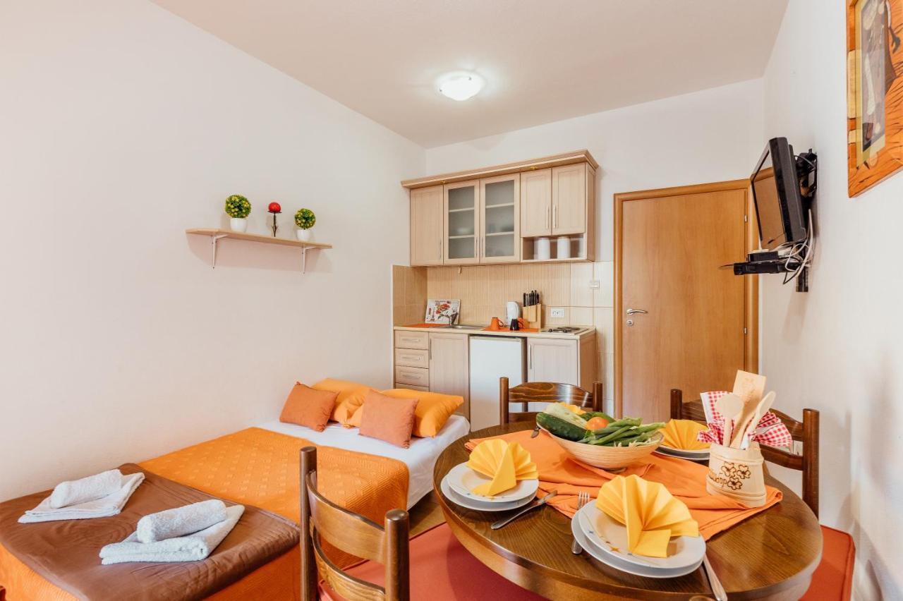 Apartments Cosovic Kotor Buitenkant foto