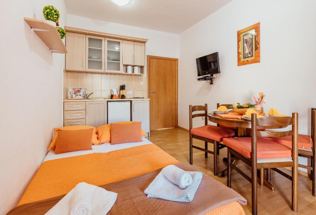 Apartments Cosovic Kotor Buitenkant foto