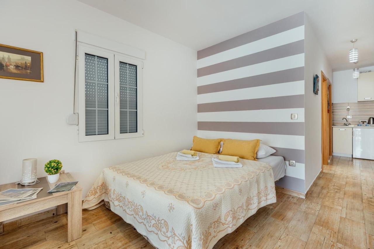 Apartments Cosovic Kotor Buitenkant foto