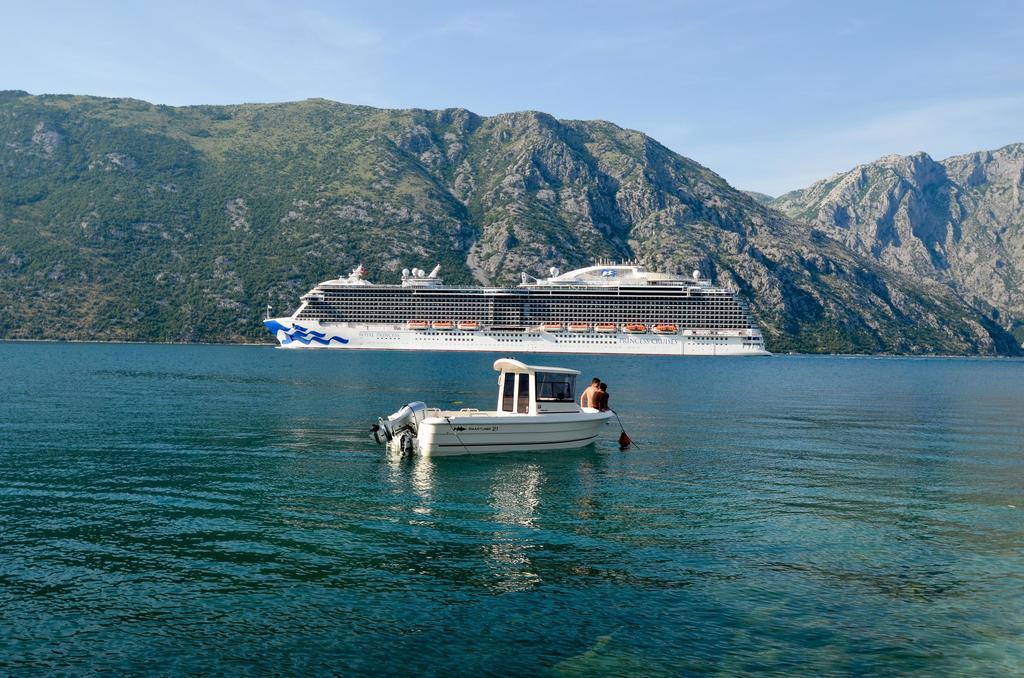 Apartments Cosovic Kotor Buitenkant foto