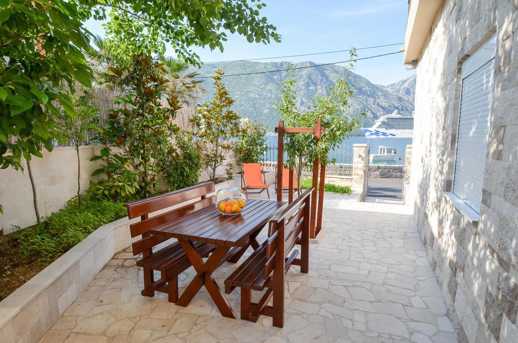 Apartments Cosovic Kotor Buitenkant foto