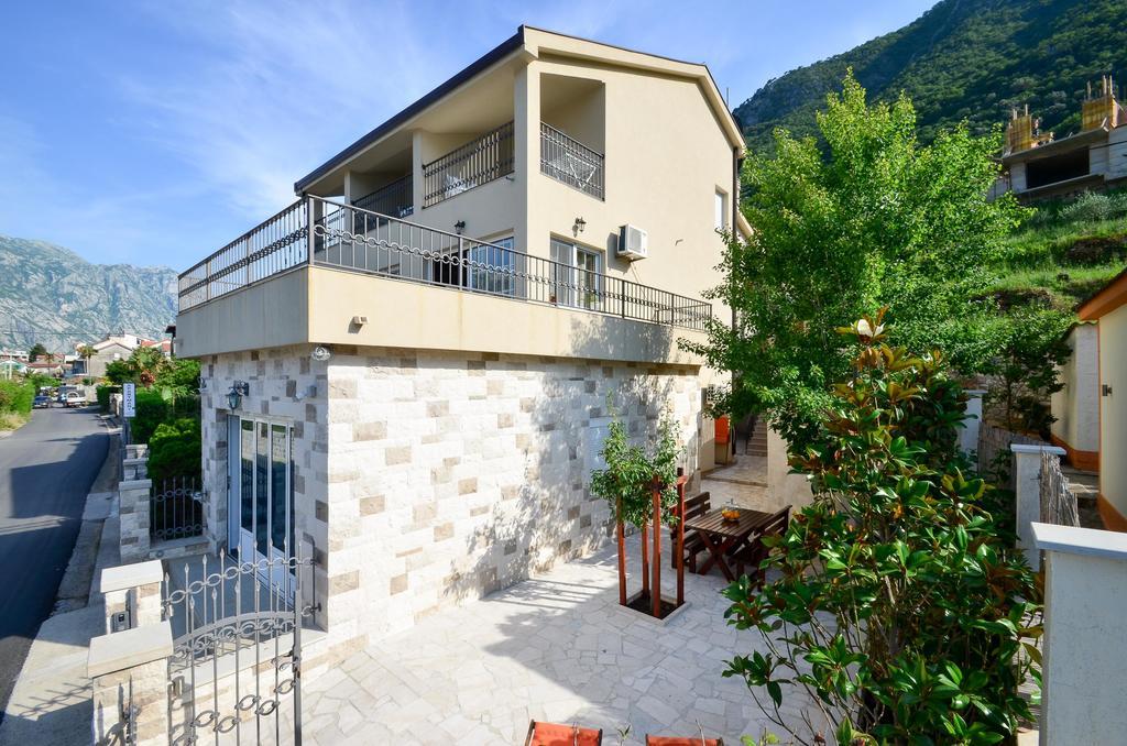 Apartments Cosovic Kotor Buitenkant foto